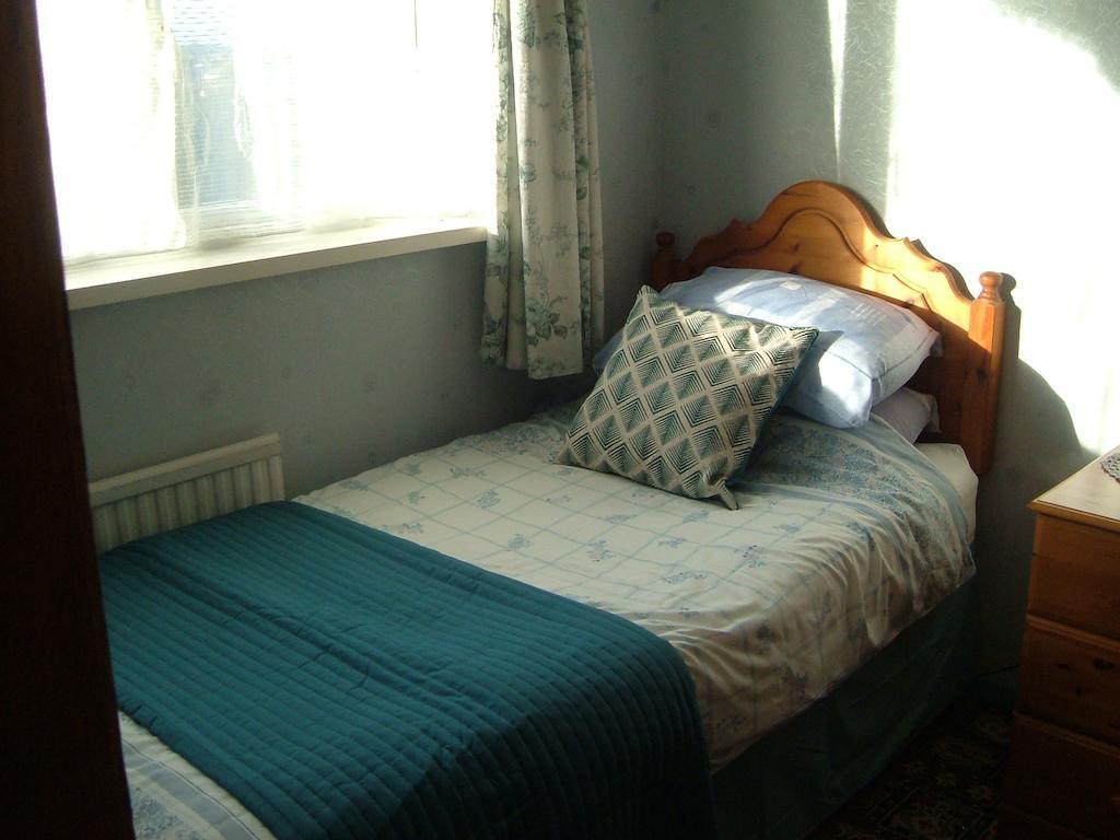 Tremains Guest House Bridgend  Ruang foto